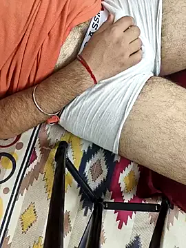 trainwithme – webcam model profile photo Image 12