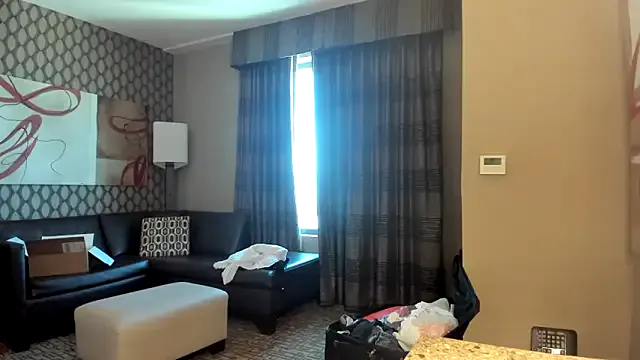 vonen_ray – webcam model profile photo Image 4