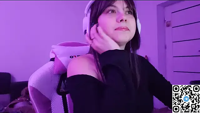 lovely_cass – webcam model profile photo Image 11