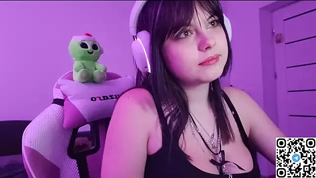 lovely_cass – webcam model profile photo Image 9