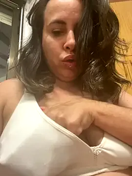 elieiza_xo – webcam model profile photo Image 2