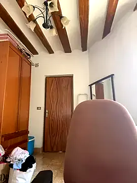 elieiza_xo – webcam model profile photo Image 3