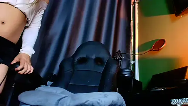 PabloArena – webcam model profile photo Image 12