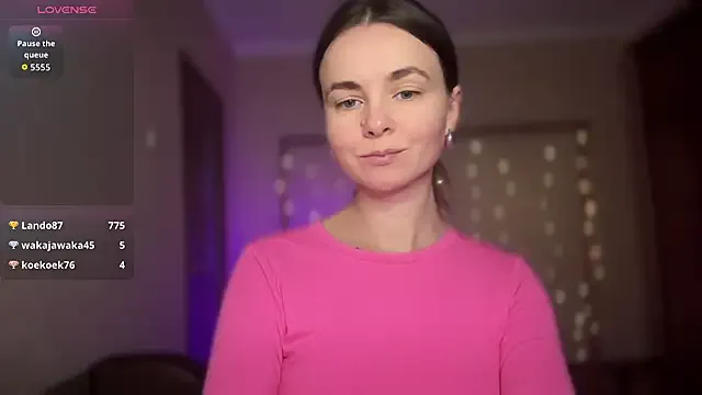 ariel_andcharlotte – webcam model profile photo Image 19