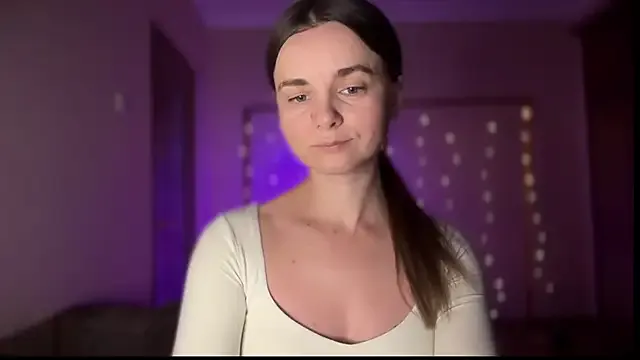 ariel_andcharlotte – webcam model profile photo Image 8