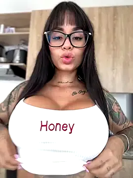 StefiiLia21 – webcam model profile photo Image 13