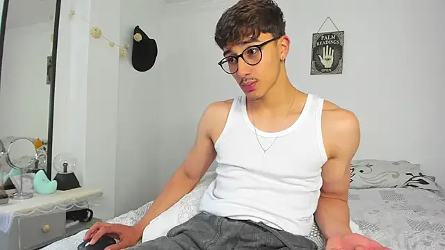 LatinReall's Thumb Image