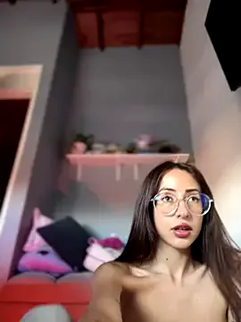 MaximoBenetti – webcam model profile photo Image 4