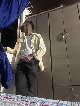 ariel_andcharlotte – webcam model profile photo Image 11