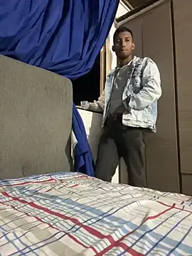 ariel_andcharlotte – webcam model profile photo Image 12