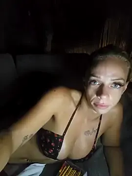 sellapink – webcam model profile photo Image 4