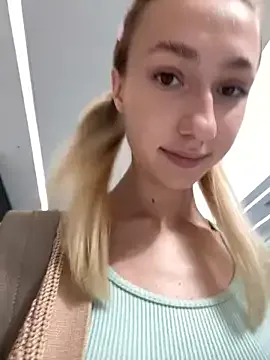 dears_pearlss – webcam model profile photo Image 14