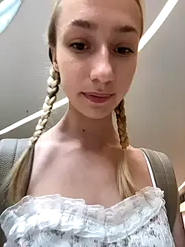 dears_pearlss – webcam model profile photo Image 2