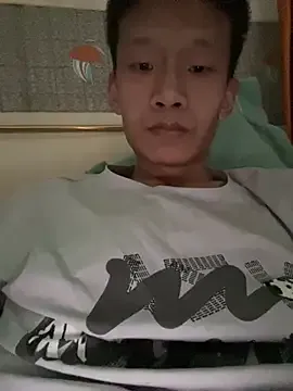 little_show_sexy – webcam model profile photo Image 16