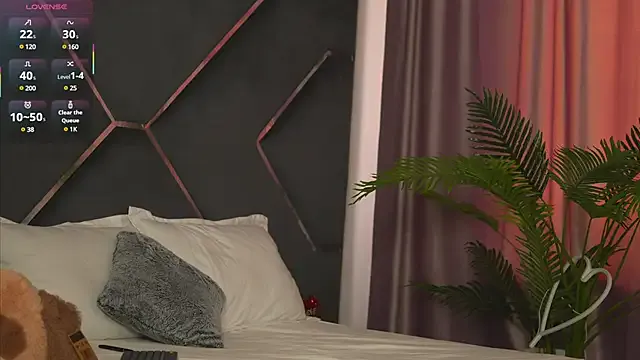 LilaRoses Image 3
