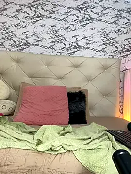 martasweett – webcam model profile photo Image 6