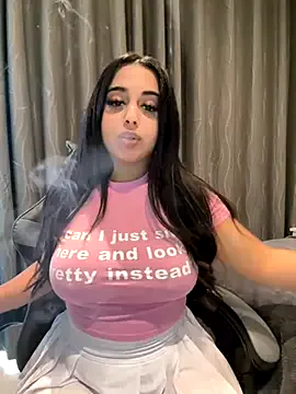 sellapink – webcam model profile photo Image 17