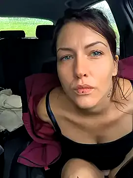 rikutorikukuto – webcam model profile photo Image 4