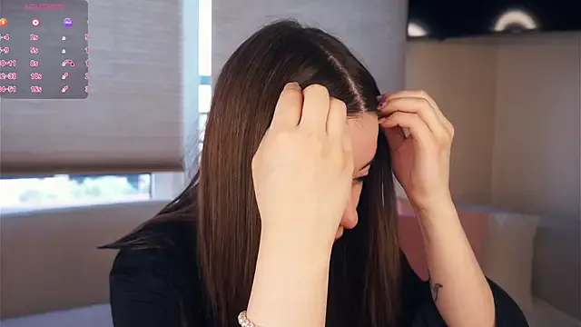 leeannepizzini – webcam model profile photo Image 9