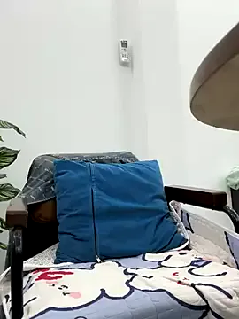 yourlittlesunrise_ – webcam model profile photo Image 12