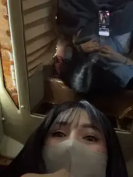 yourlittlesunrise_ – webcam model profile photo Image 4