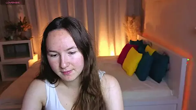 AnaSmile – webcam model profile photo Image 16