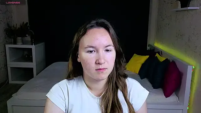 AnaSmile – webcam model profile photo Image 9