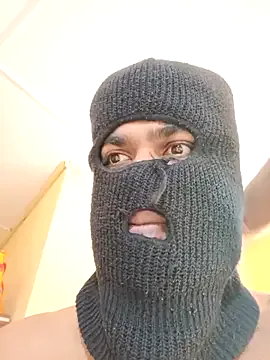 little_show_sexy – webcam model profile photo Image 16