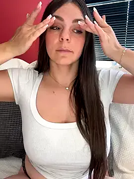 rikutorikukuto – webcam model profile photo Image 13