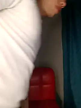 min9811 – webcam model profile photo Image 6