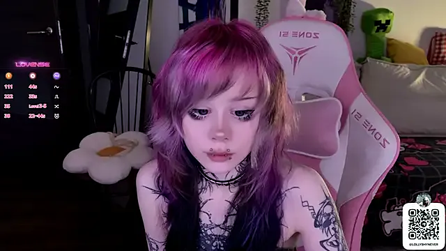 plush_flame_twinkle_meow – webcam model profile photo Image 18