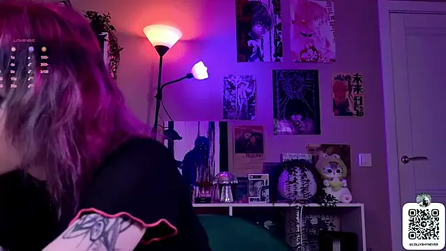 plush_flame_twinkle_meow – webcam model profile photo Image 7