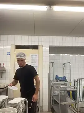 rikutorikukuto – webcam model profile photo Image 14