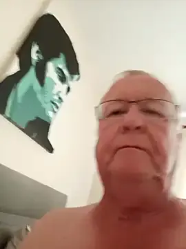 PIPIShoei – webcam model profile photo Image 7