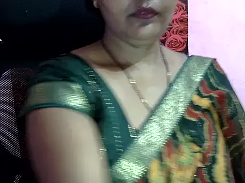 loving_ladies – webcam model profile photo Image 4