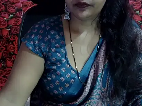 loving_ladies – webcam model profile photo Image 7