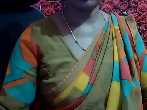 loving_ladies – webcam model profile photo Image 8