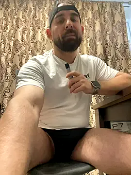 kai101010 – webcam model profile photo Image 4