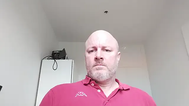 DomManlyGuy – webcam model profile photo Image 8