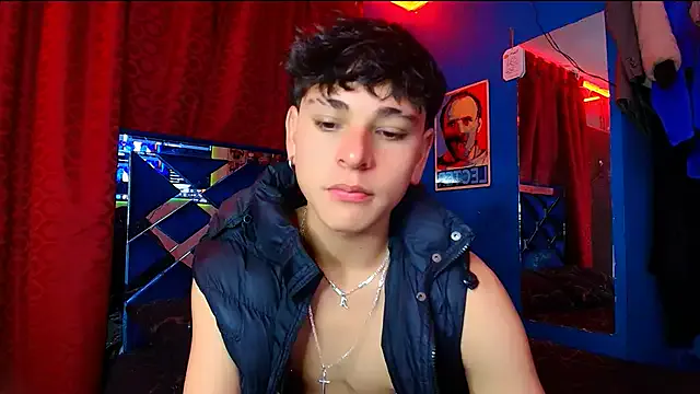 trainwithme – webcam model profile photo Image 16