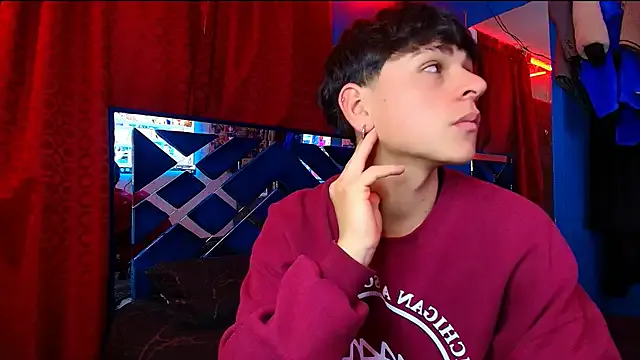 trainwithme – webcam model profile photo Image 17