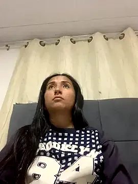 AmberJoulie – webcam model profile photo Image 9