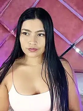 AnaSmile – webcam model profile photo Image 9