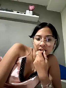 dirtypub – webcam model profile photo Image 13