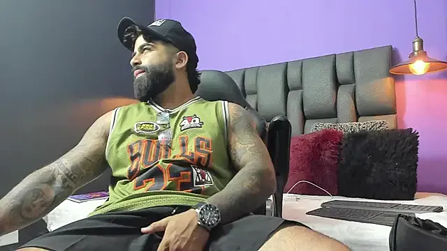 anika_heir – webcam model profile photo Image 15