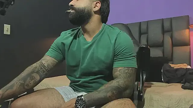 anika_heir – webcam model profile photo Image 3