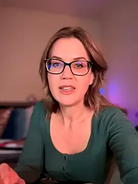 fit_vic – webcam model profile photo Image 10