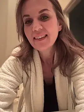 fit_vic – webcam model profile photo Image 12