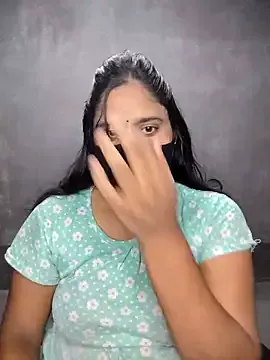 dears_pearlss – webcam model profile photo Image 12