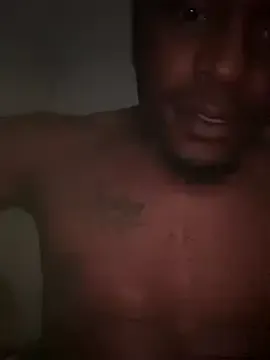 hornyshow_tv – webcam model profile photo Image 2